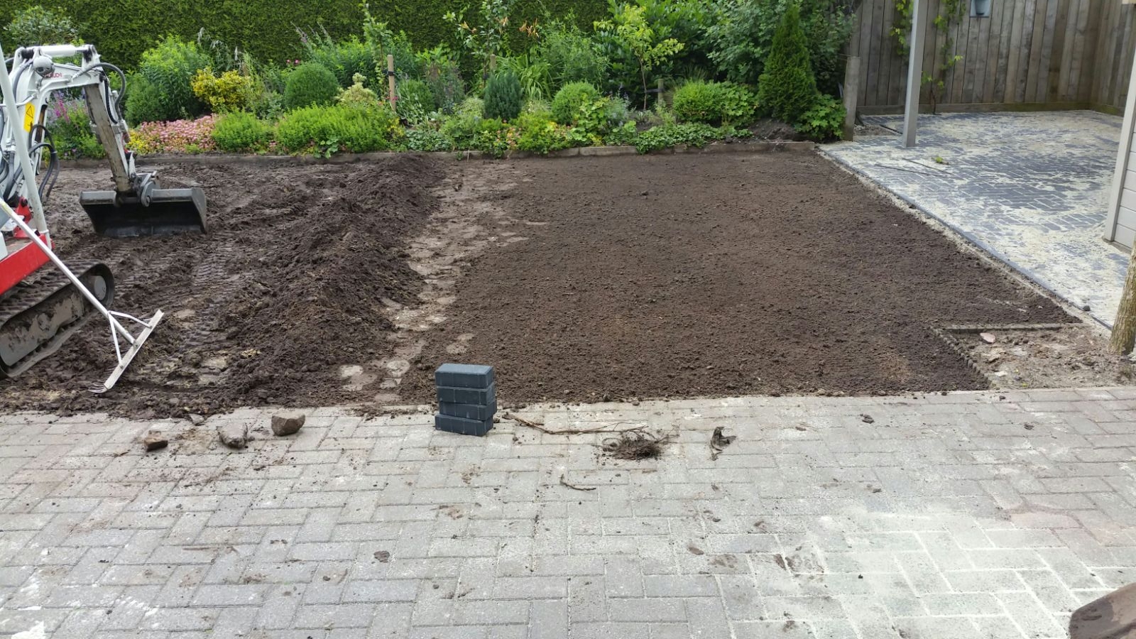 grond-voorbereiden-leggen-graszoden-stap-voor-stap-tips-hoe-te-doen.jpg